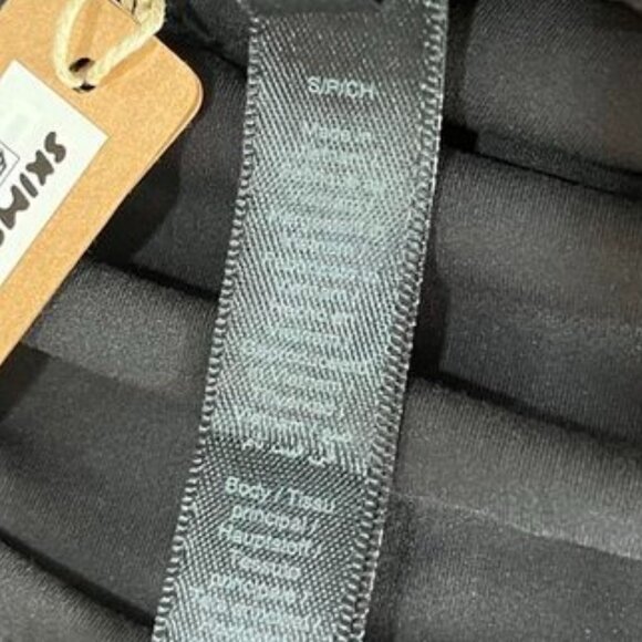 Skims Fits Everybody Lace Triangle Camisole Top Black - Picture 4 of 12